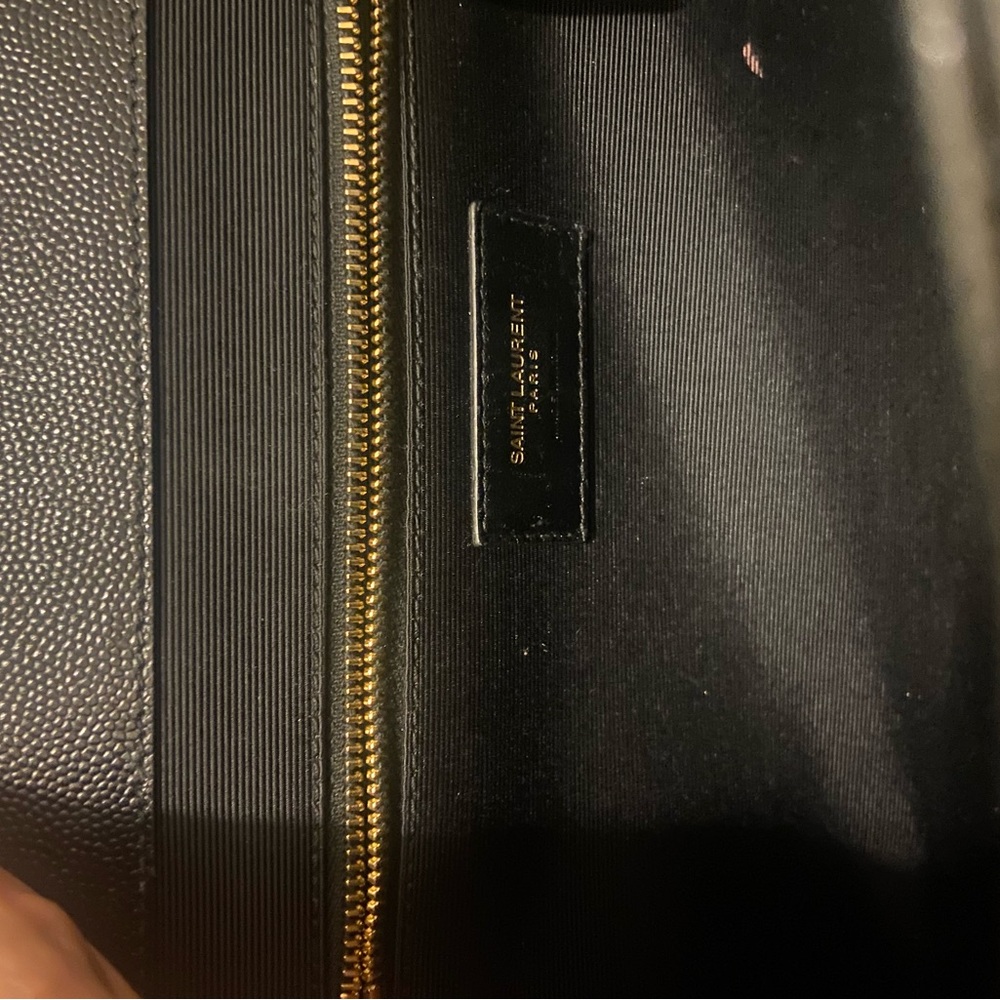 Authentic Yves Saint Laurent Black Quilted Shoulder Bag - Picture 7 of 12